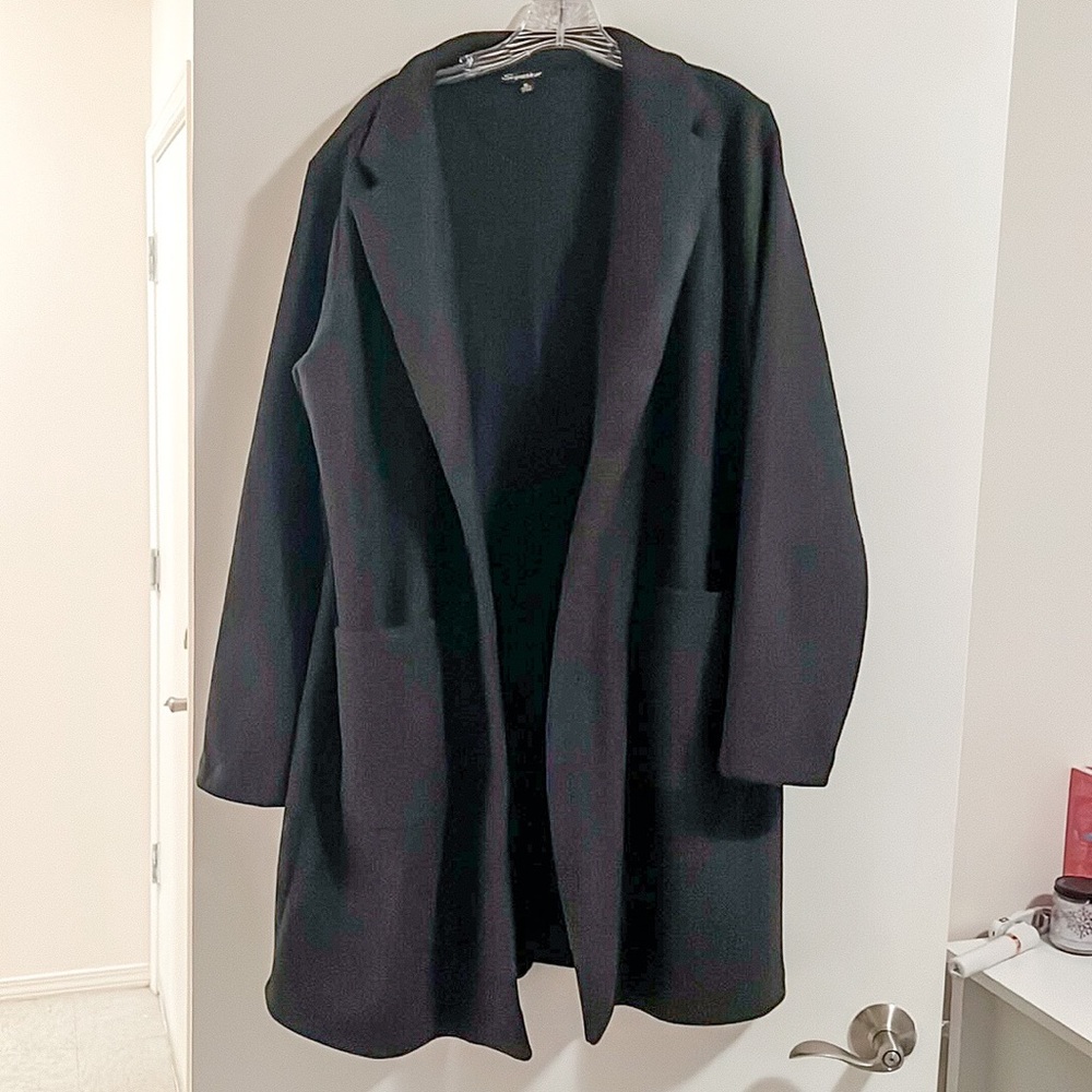 Black lightweight coat. NWOT